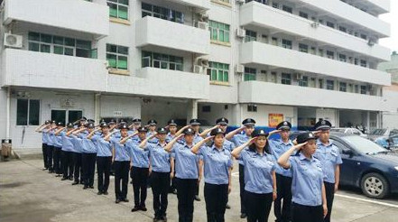 多地已实行改革 辅警有望成为带编制公务员